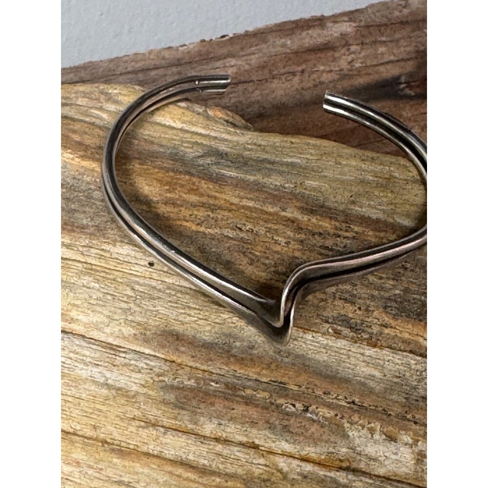 Vintage 925 Sterling Silver Modern Twist Tor Bangle Wave